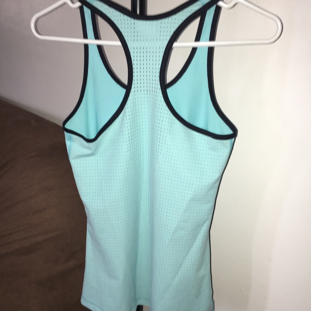 Nike Tank - Picture 4 of 4